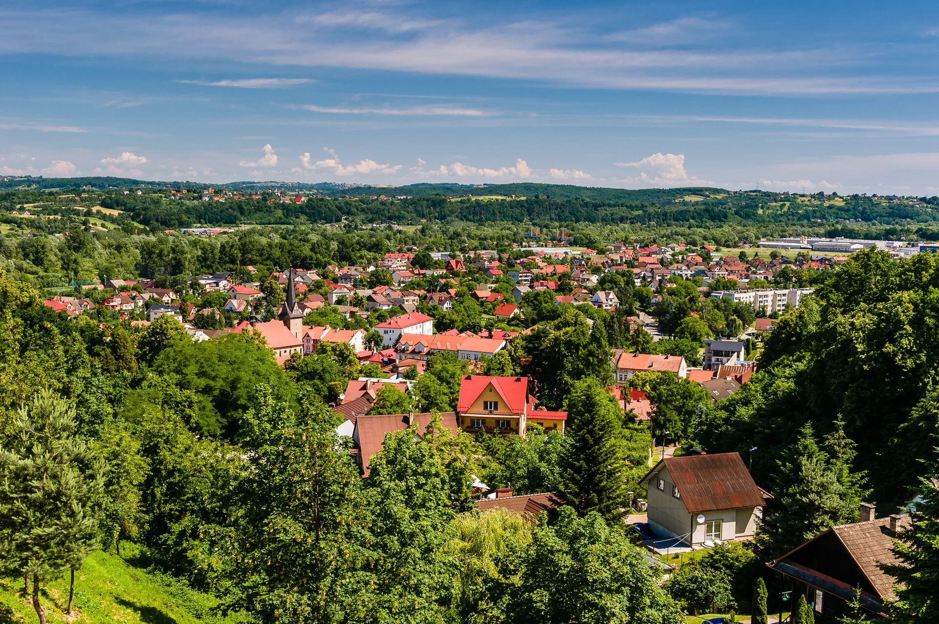 Dobczyce - Widok na Dobczyce z baszty murów obronnych